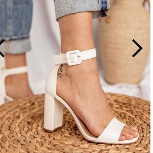 Chinese Laundry 12th Tribe Jettie Heels 7